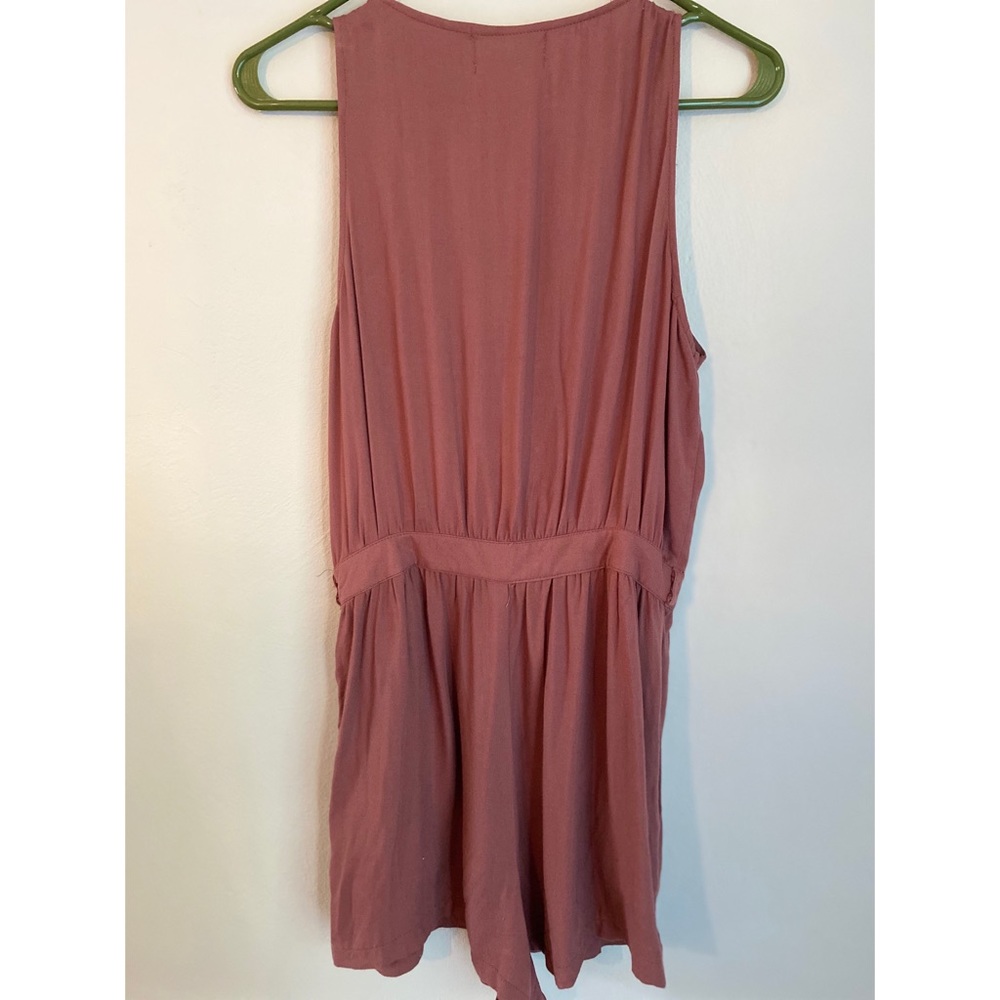 Romper - Picture 3 of 4